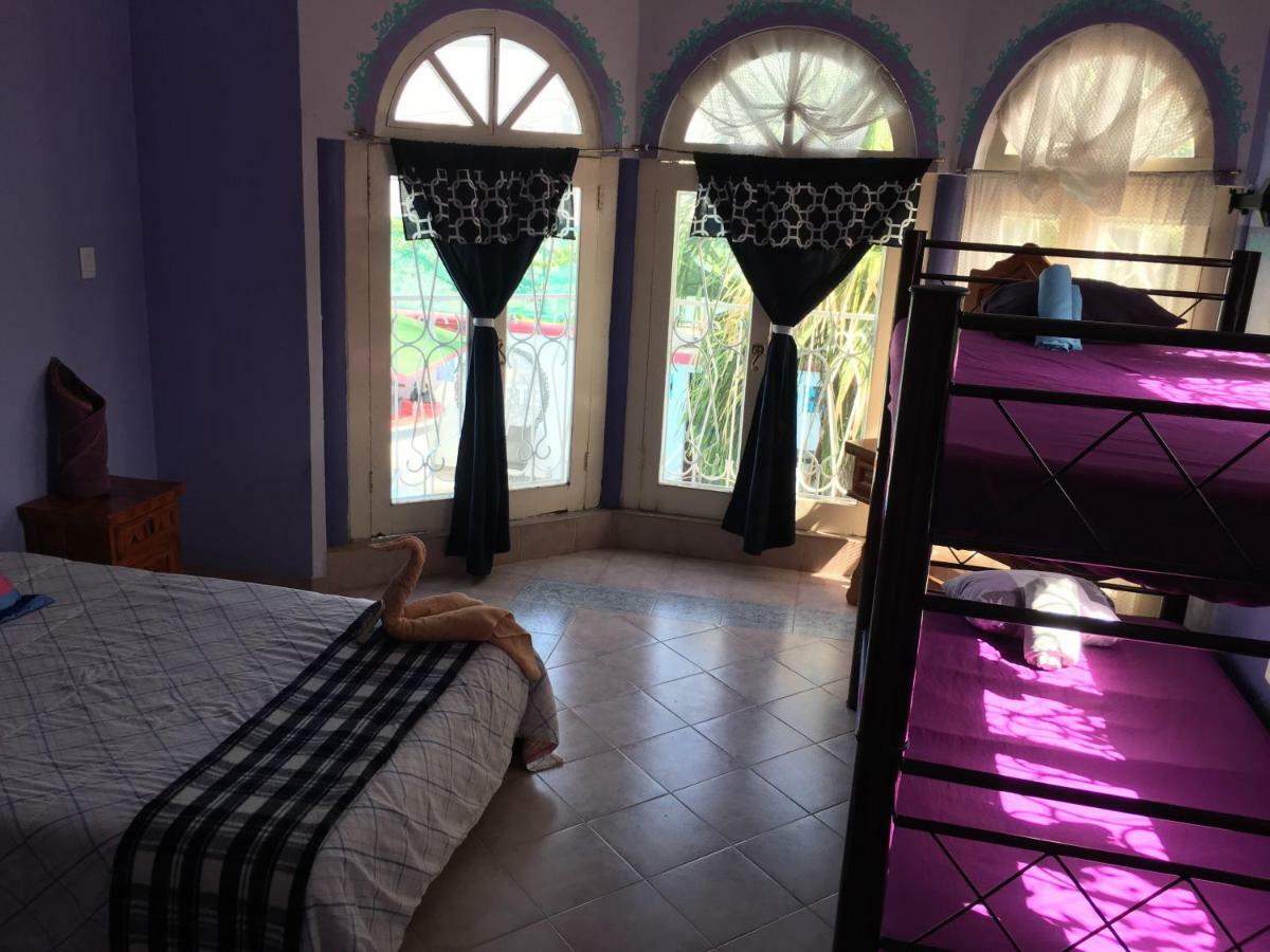 Hostel Quetzal Cancun Luaran gambar